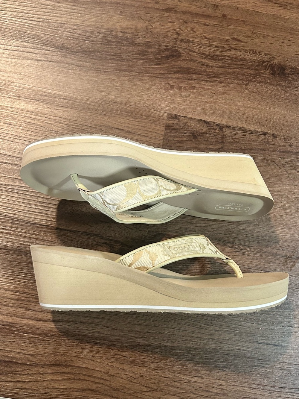 Coach Beige Signature Thong Sandals - Picture 6 of 9